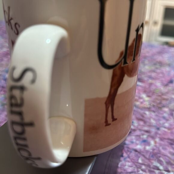 City collection Starbucks Ltd edition mug from United Arab Emirates - Picture 3 of 5